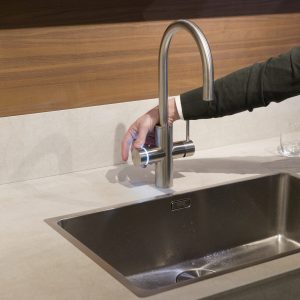 Avec Mythos Water Ub de Franke , utiliser l’eau du robinet à votre convenance.