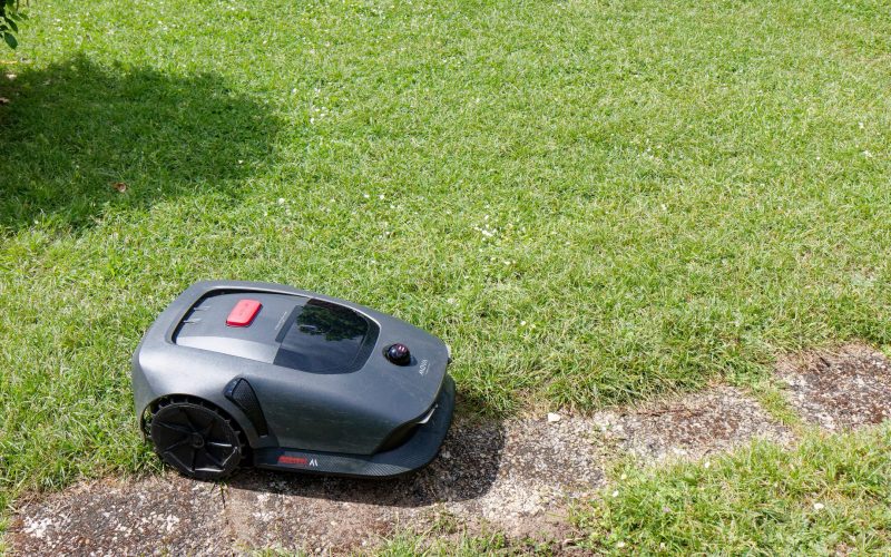 Robot tondeuse Mova 600